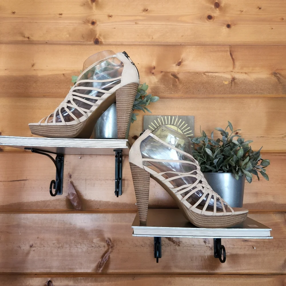 B. Makowsky 💜 Anna Taupe Leather Platform Heels Caged Woven Beads Boho Shoe 9 M